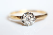 Load image into Gallery viewer, 0.3ct Diamond Solitaire Ring