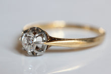 Load image into Gallery viewer, 0.3ct Diamond Solitaire Ring