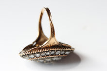 Load image into Gallery viewer, 1760s Portuguese Ring