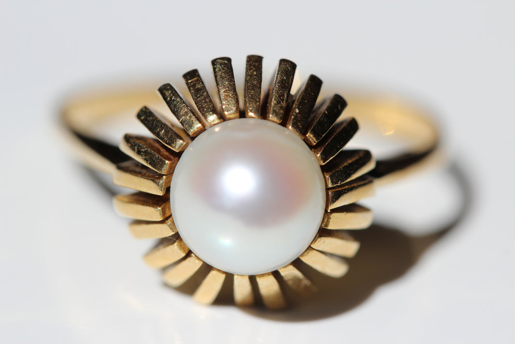 Sunburst Pearl Solitaire Ring