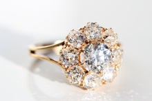 Load image into Gallery viewer, Timeless Cluster Diamond Ring