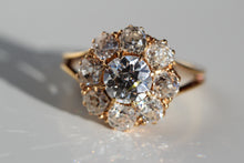 Load image into Gallery viewer, Timeless Cluster Diamond Ring