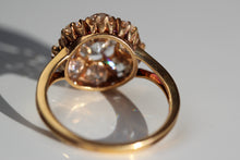 Load image into Gallery viewer, Timeless Cluster Diamond Ring